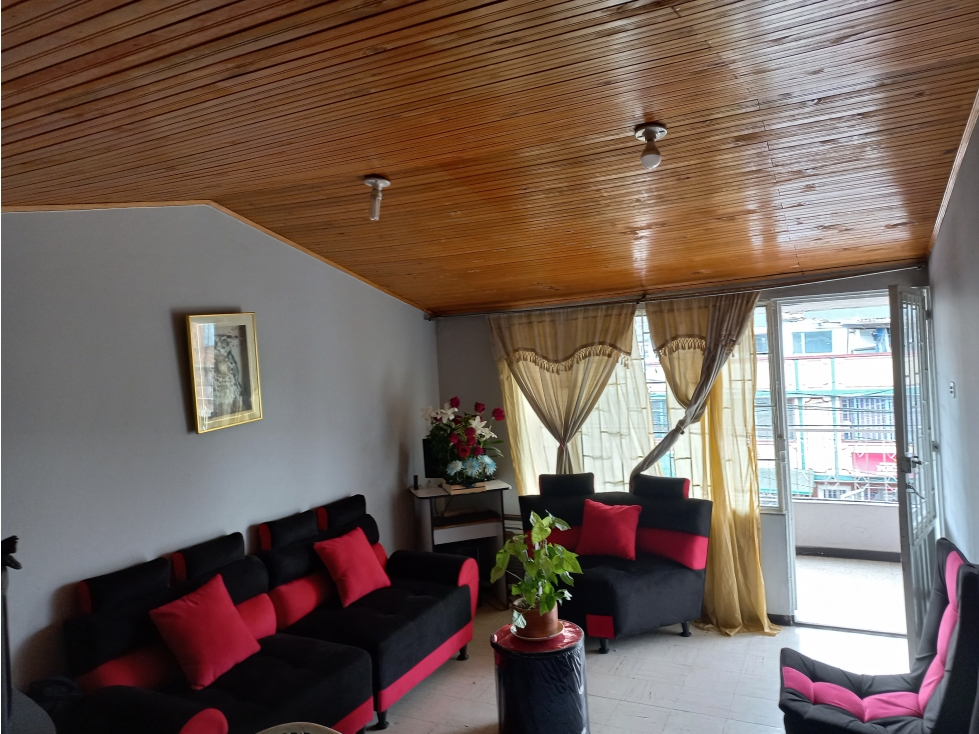 Casa en venta en Carvajal, Bogotá · foto 4 de 24
