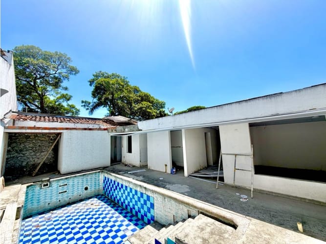 Casa de 6 alcobas en venta en Las Mercedes, Palmira, 483 m² · foto 4 de 11