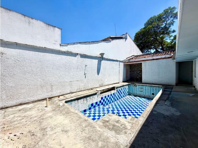 Casa de 6 alcobas en venta en Las Mercedes, Palmira, 483 m² · foto 5 de 11