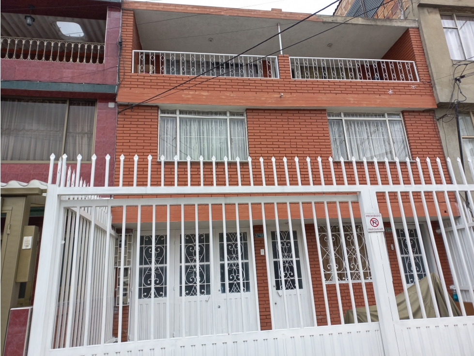 Casa en venta en Carvajal, Bogotá · foto 8 de 24