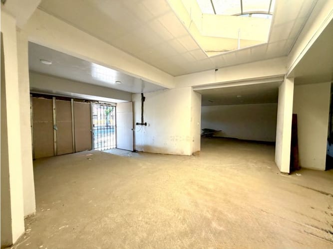 Casa de 6 alcobas en venta en Las Mercedes, Palmira, 483 m² · foto 6 de 11