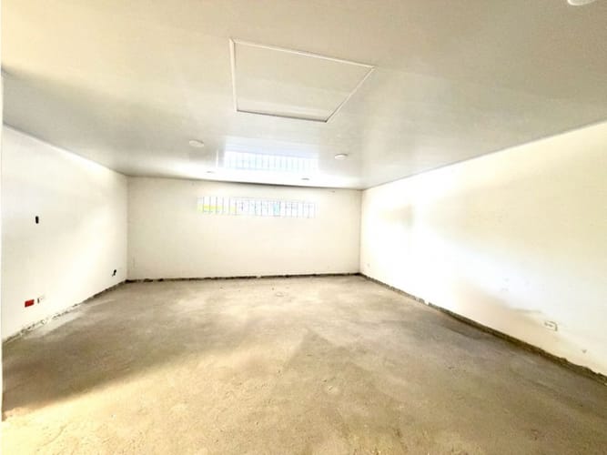 Casa de 6 alcobas en venta en Las Mercedes, Palmira, 483 m² · foto 9 de 11