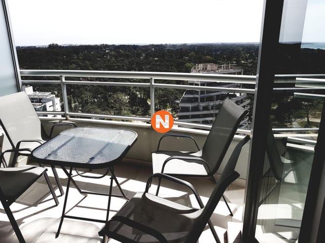 Apartamento de 2 dormitorios en Av Roosvelt · Foto 3
