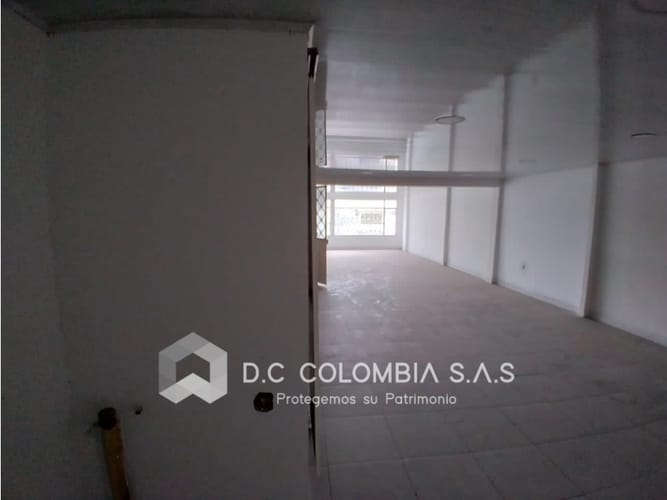 Casa de 6 alcobas en venta en San Pablo, Bogotá, 350 m² · foto 8 de 24