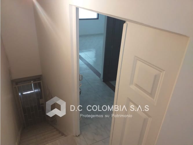 Casa de 6 alcobas en venta en San Pablo, Bogotá, 350 m² · foto 10 de 24