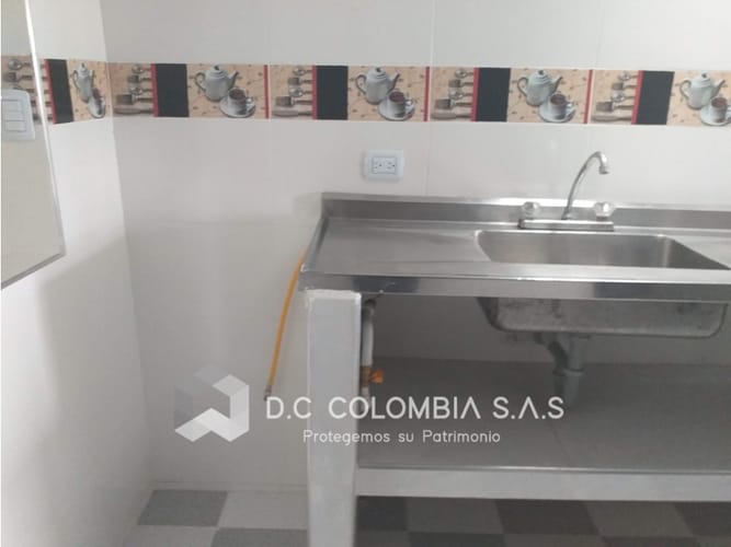 Casa de 6 alcobas en venta en San Pablo, Bogotá, 350 m² · foto 13 de 24