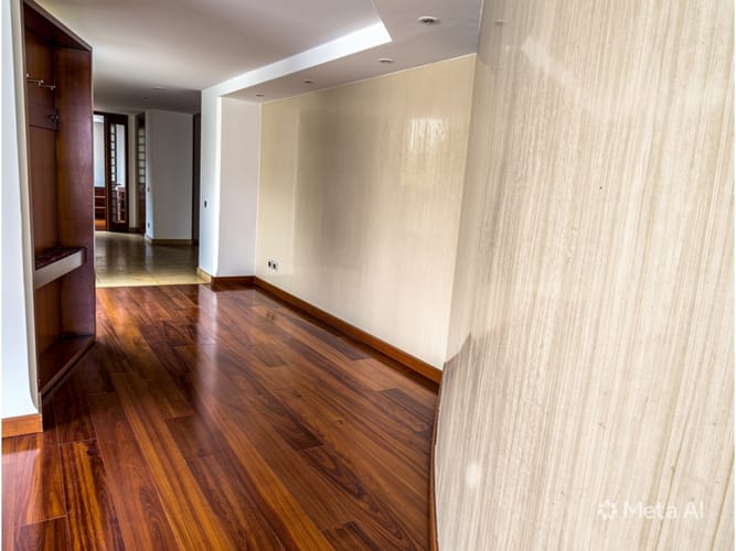 Apartamento en venta en Santa Barbara, Bogotá, 340 m² · foto 11 de 24