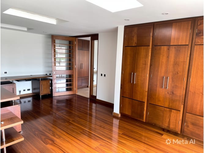 Apartamento en venta en Santa Barbara, Bogotá, 340 m² · foto 14 de 24