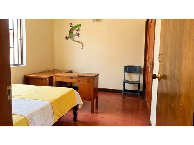 Casa de 4 alcobas en venta en Boston, Medellín, 220 m² · foto 5 de 15
