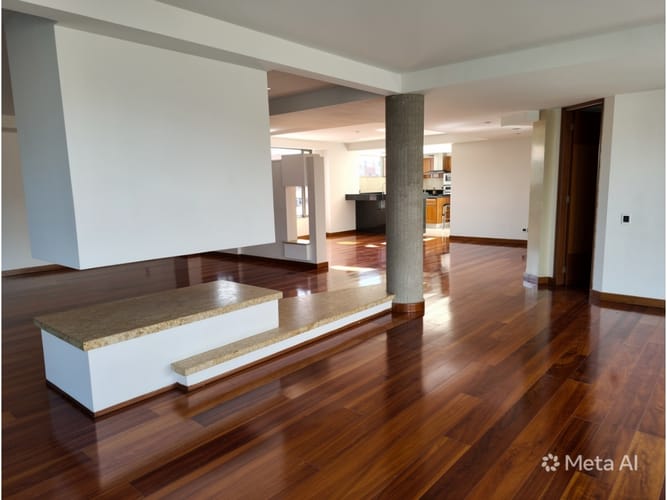 Apartamento en arriendo en Santa Barbara, Bogotá, 340 m² · foto 3 de 24