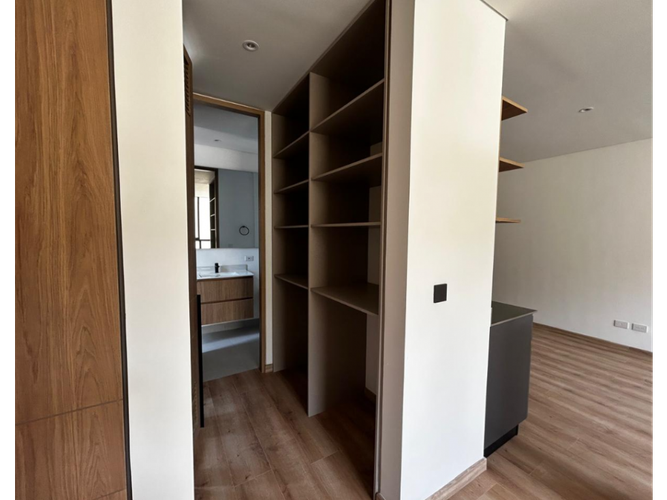Apartaestudio en venta en Chico Norte, Bogotá, 44 m² · foto 9 de 16
