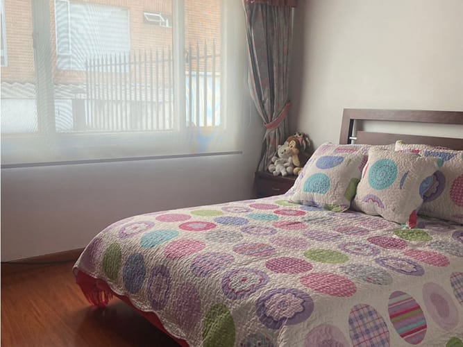 Casa de 4 alcobas en venta en El Contador, Bogotá, 210 m² · foto 10 de 17