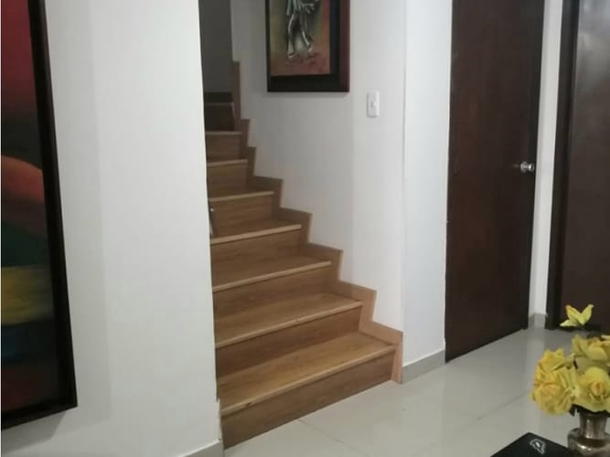 Casa de 4 alcobas en venta en Nueva Autopista, Bogotá, 220 m² · foto 9 de 17