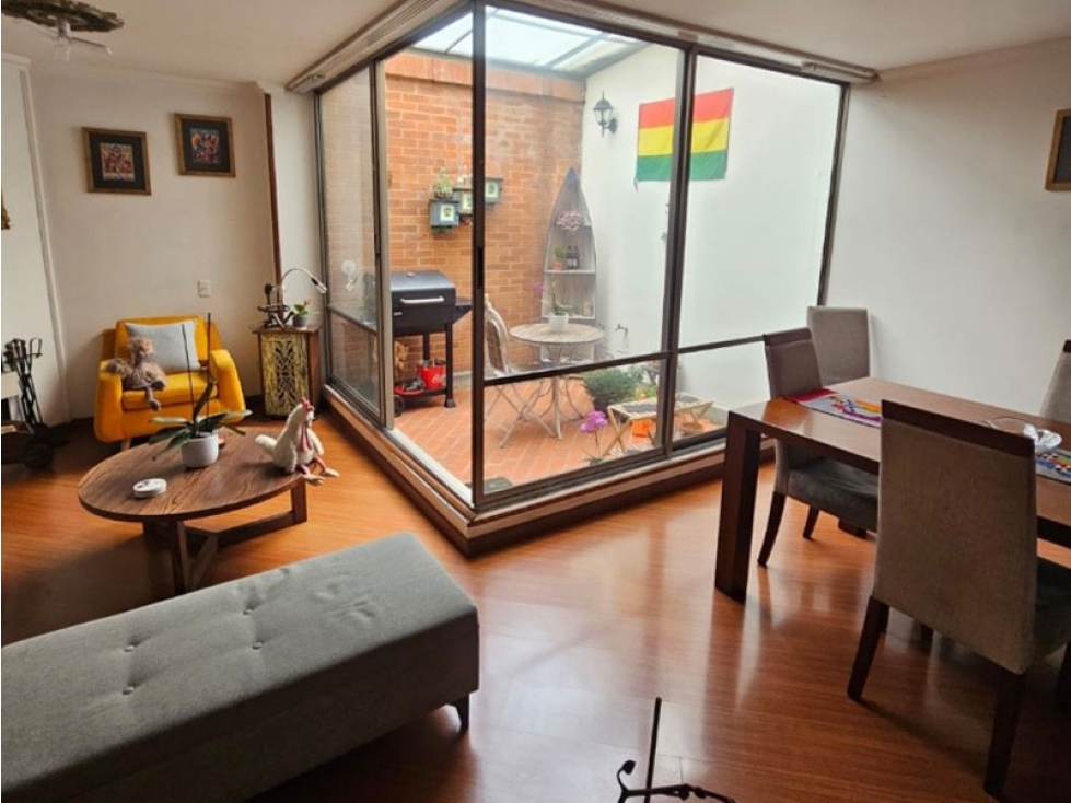 Casa en venta en Colina Campestre, Bogotá · foto 2 de 8