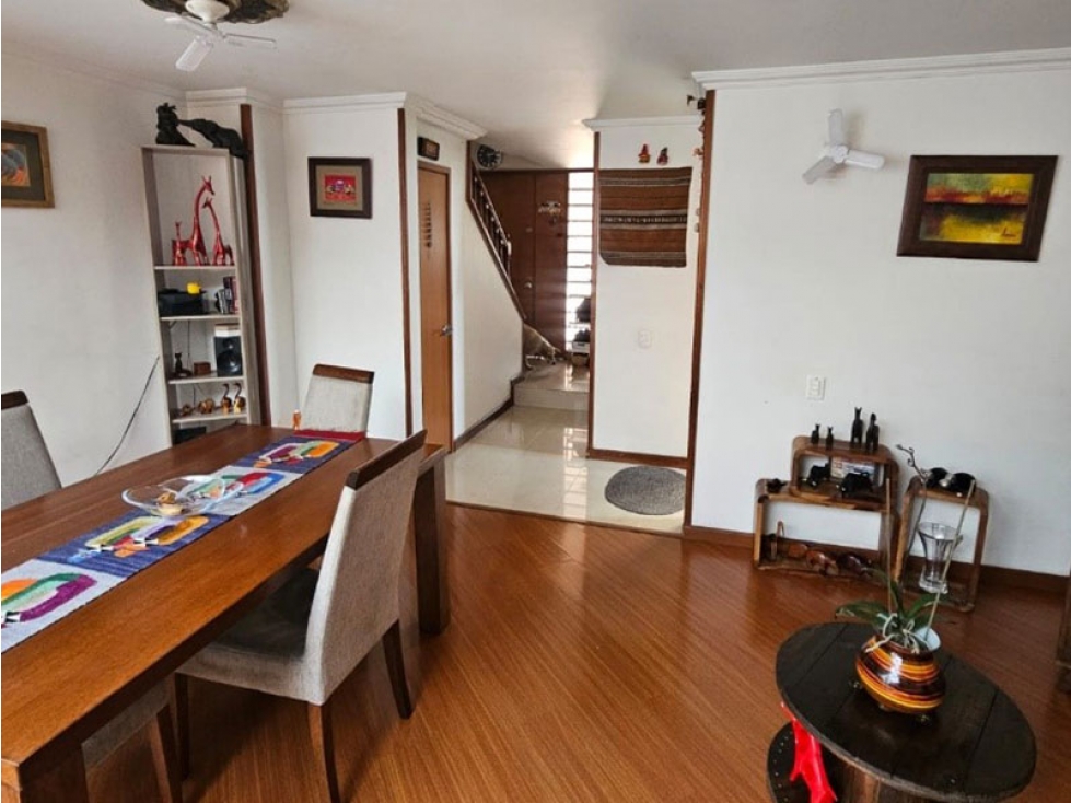 Casa en venta en Colina Campestre, Bogotá · foto 3 de 8