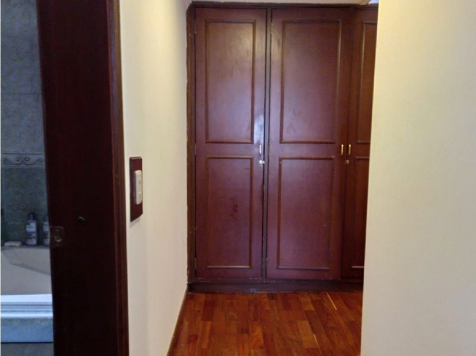 Casa en venta en El Contador, Bogotá · foto 14 de 24