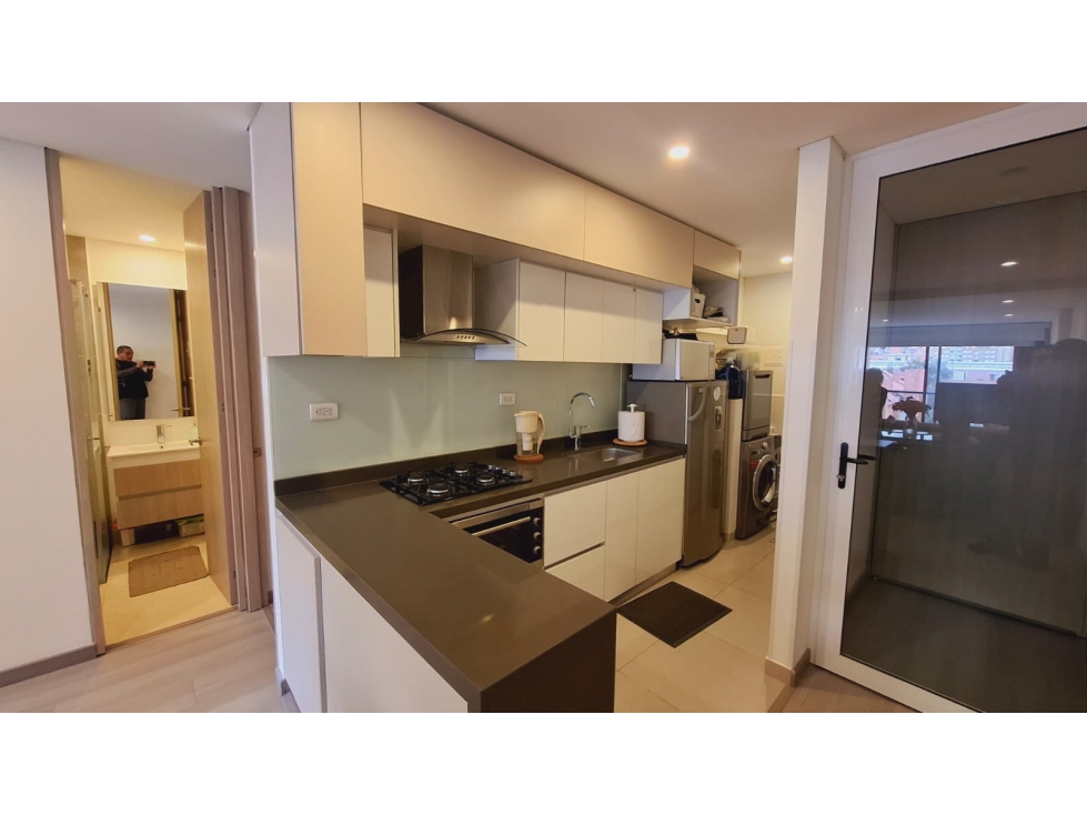 Apartamento en venta en Cedritos, Bogotá · foto 3 de 24