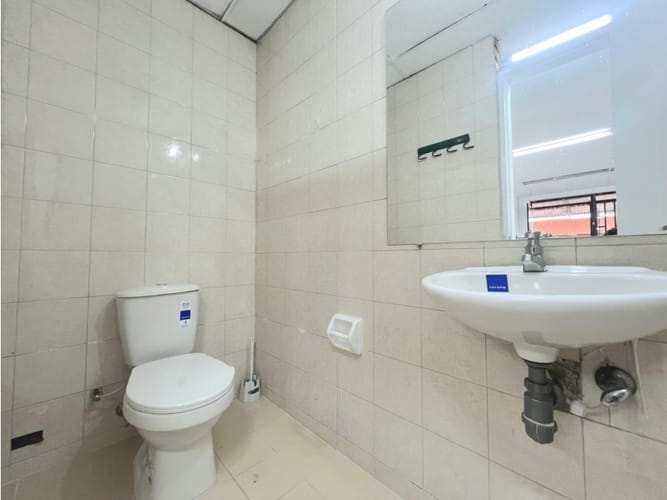 Oficina en arriendo en Suramericana, Medellín, 45 m² · foto 7 de 8