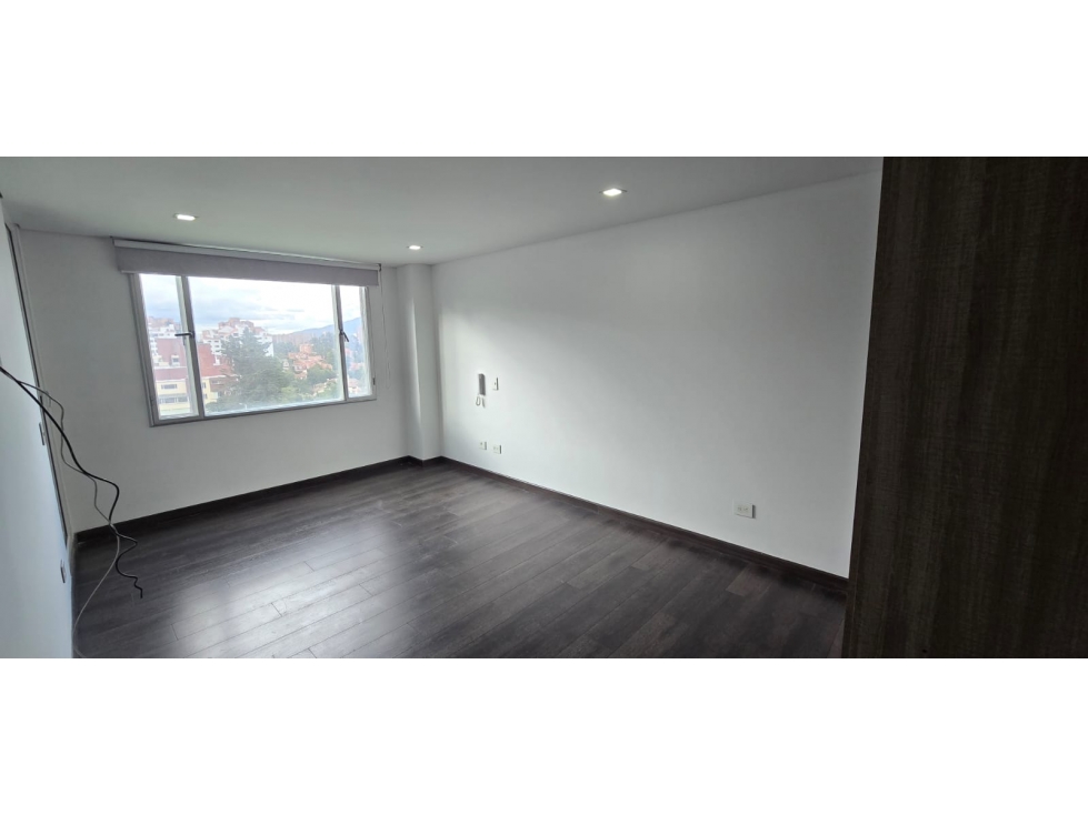 Apartamento en venta en Gratamira, Bogotá · foto 4 de 24