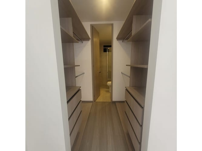 Apartamento de 1 alcoba en venta en Cedritos, Bogotá, 50 m² · foto 6 de 12