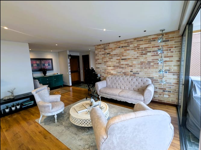 Apartamento de 3 alcobas en venta en Transversal Superior, Medellín, 171 m² · foto 2 de 24