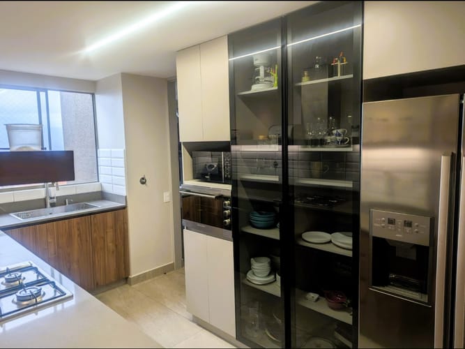 Apartamento de 3 alcobas en venta en Transversal Superior, Medellín, 171 m² · foto 6 de 24