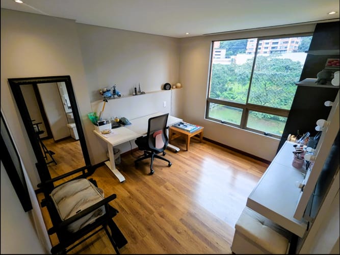 Apartamento de 3 alcobas en venta en Transversal Superior, Medellín, 171 m² · foto 13 de 24