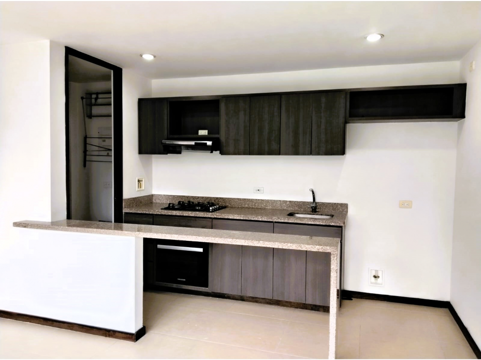 Apartamento en venta en Vía Las Palmas, Medellín · foto 5 de 21