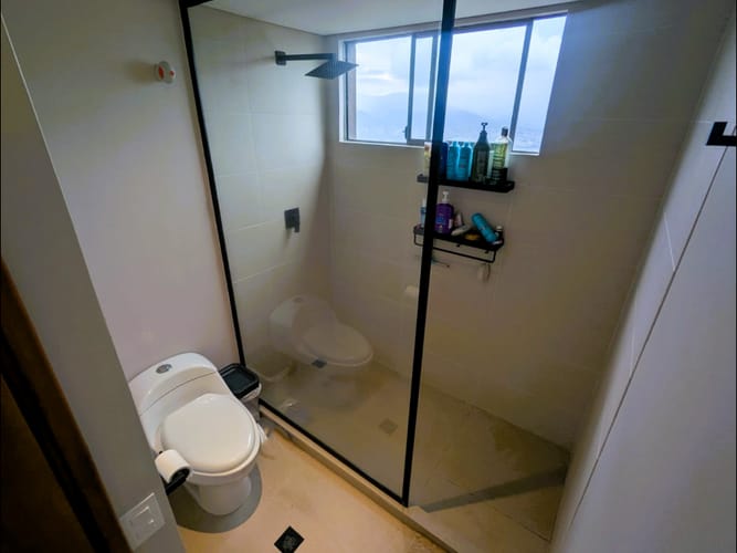 Apartamento de 3 alcobas en venta en Transversal Superior, Medellín, 171 m² · foto 23 de 24