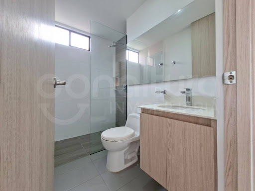 Apartaestudio en arriendo en Loma Del Escobero, Envigado · foto 5 de 10