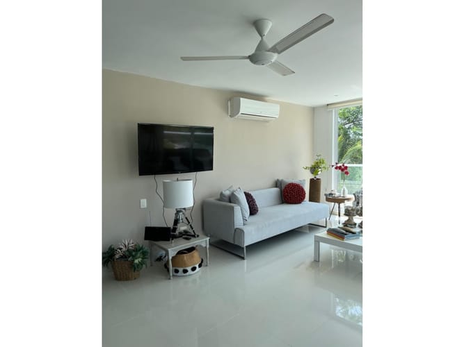 Apartamento de 3 alcobas en venta en Daniel Lemaitre, Cartagena, 239 m² · foto 10 de 18