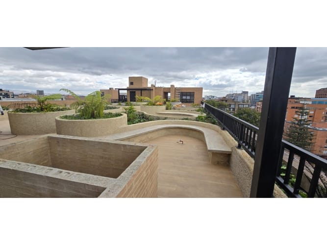 Apartaestudio en venta en Chico Norte, Bogotá, 33 m² · foto 22 de 24
