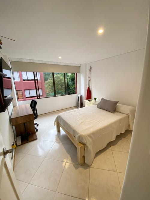 Apartamento de 3 alcobas en venta en El Poblado, Medellín, 115 m² · foto 8 de 16