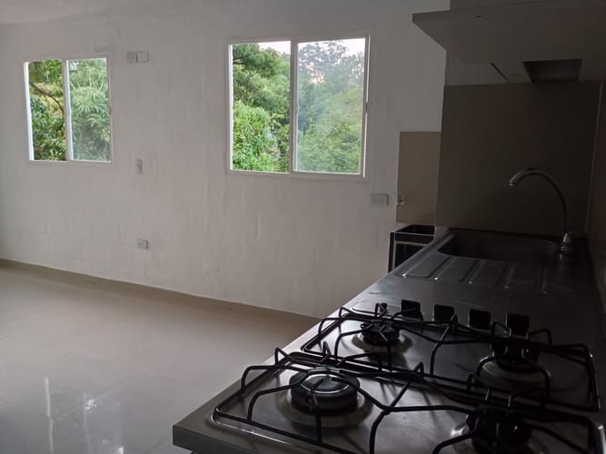 Apartaestudio en arriendo en La Buitrera, Cali, 44 m² · foto 7 de 11