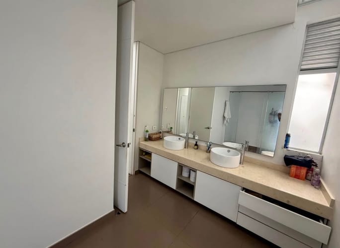 Casa de 4 alcobas en venta en Cerro Azul Del Vergel, Ibagué, 340 m² · foto 5 de 9