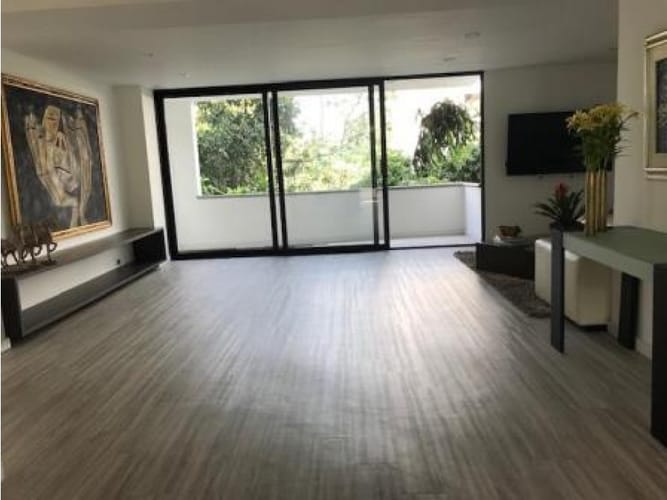 Apartamento de 3 alcobas en arriendo en La Florida, Medellín, 195 m² · foto 4 de 24