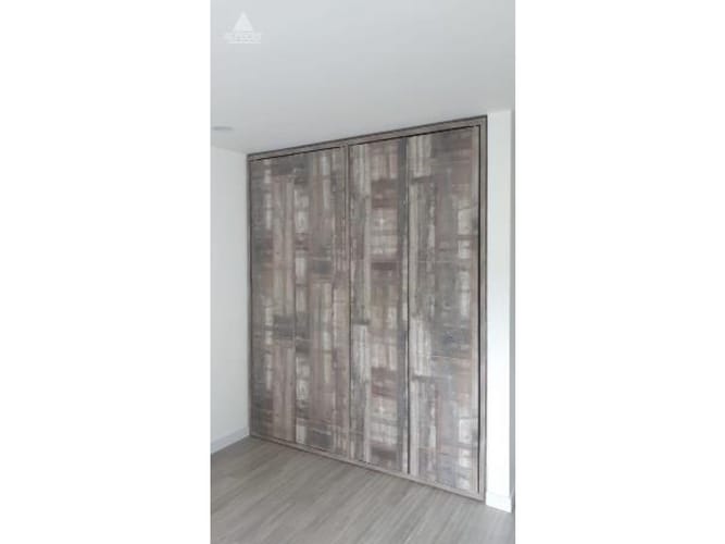 Apartamento de 3 alcobas en arriendo en La Florida, Medellín, 195 m² · foto 5 de 24