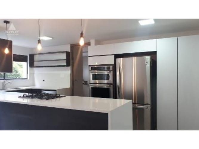 Apartamento de 3 alcobas en arriendo en La Florida, Medellín, 195 m² · foto 7 de 24