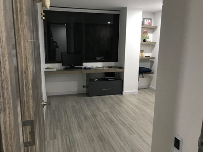 Apartamento de 3 alcobas en arriendo en La Florida, Medellín, 195 m² · foto 12 de 24