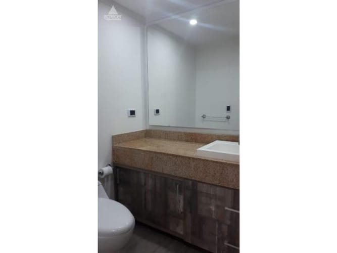 Apartamento de 3 alcobas en arriendo en La Florida, Medellín, 195 m² · foto 21 de 24