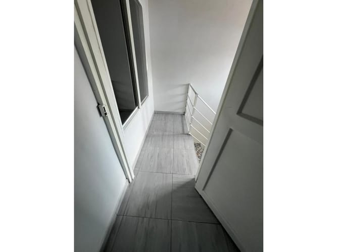 Edificio en venta en El Jardin, Palmira, 290 m² · foto 21 de 24