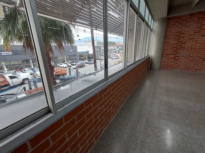 Local en arriendo en Shellmar, Medellín, 128 m² · foto 5 de 9