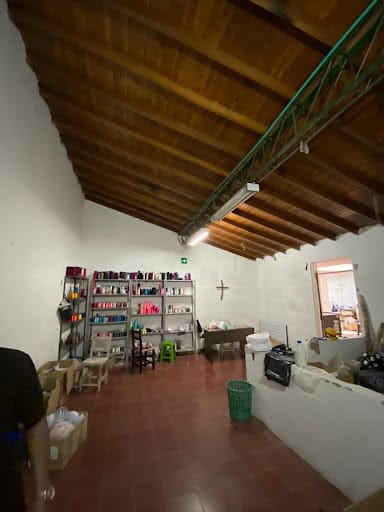 Local en arriendo en La Candelaria, Medellín, 220 m² · foto 2 de 7