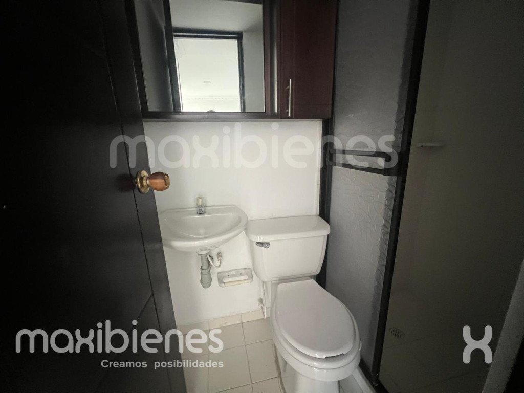 Apartamento en arriendo en Rodeo Alto, Medellín · foto 12 de 18