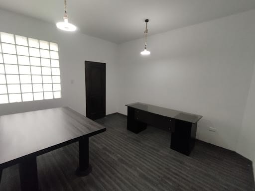 Oficina en arriendo en Villa Nueva, Medellín, 45 m² · foto 2 de 10