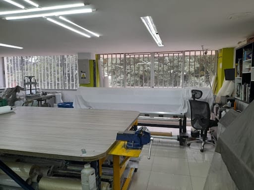 Bodega en arriendo en Laureles, Medellín, 350 m² · foto 10 de 20