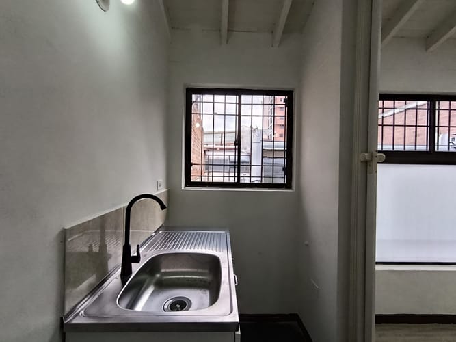 Oficina en arriendo en La Ceja, 40 m² · foto 8 de 12