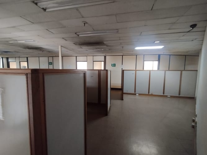 Oficina en arriendo en La Candelaria, Medellín, 600 m² · foto 3 de 20