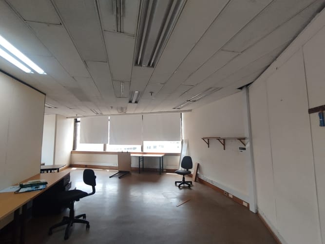 Oficina en arriendo en La Candelaria, Medellín, 600 m² · foto 11 de 20
