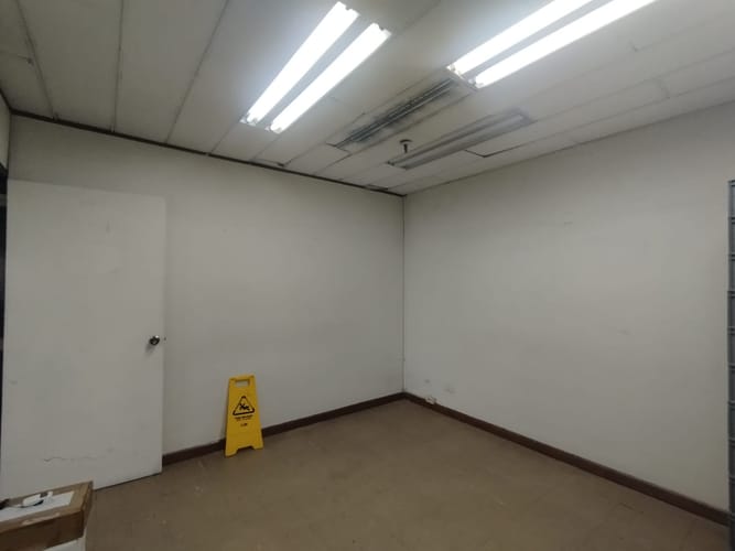 Oficina en arriendo en La Candelaria, Medellín, 600 m² · foto 16 de 20